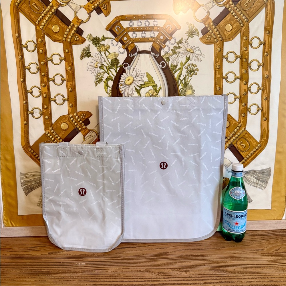 🍋 2 Lululemon Bags